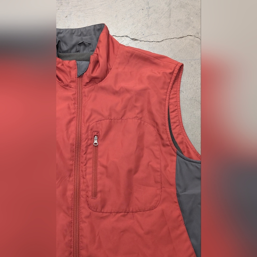 Eddie Bauer Red and Gray Sleeveless Vest, Medium